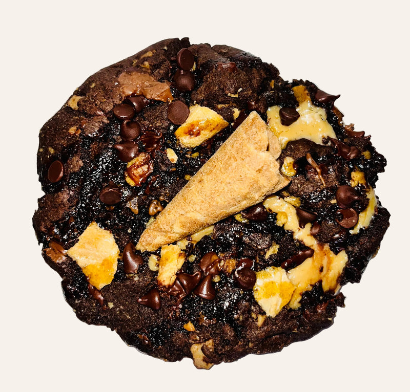 Brownie Salted Caramel Cannoli Cookie